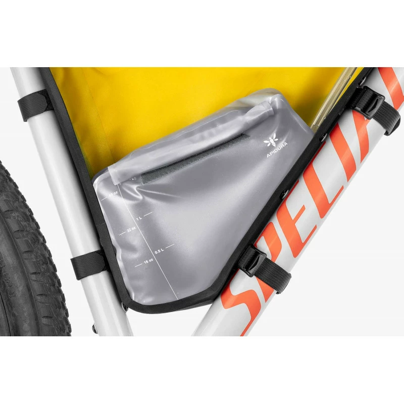 Sac D'hydratation (1.5L) Apidura Pour Sacoche De Cadre 3 Sac D'hydratation (1.5L) Apidura Pour Sacoche De Cadre – Image 3